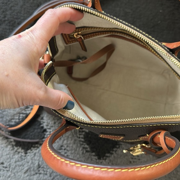 Dooney and Burke Domed Satchel brand new - Picture 3 of 6